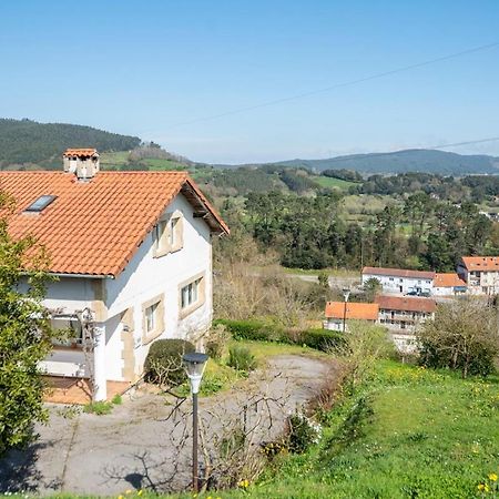Casa Con Jardin En Gama Villa Bárcena de Cicero Kültér fotó