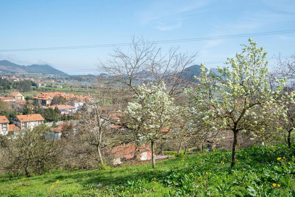 Casa Con Jardin En Gama Villa Bárcena de Cicero Kültér fotó